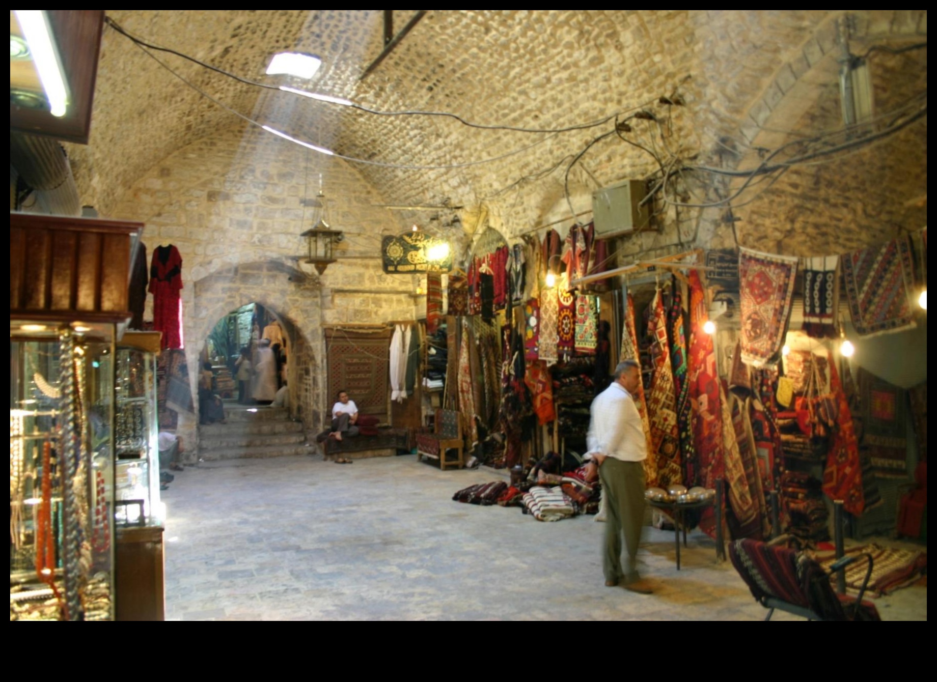 Καινοτομία στα υφάσματα: Η εξέλιξη της μόδας και του εσωτερικού σχεδιασμού